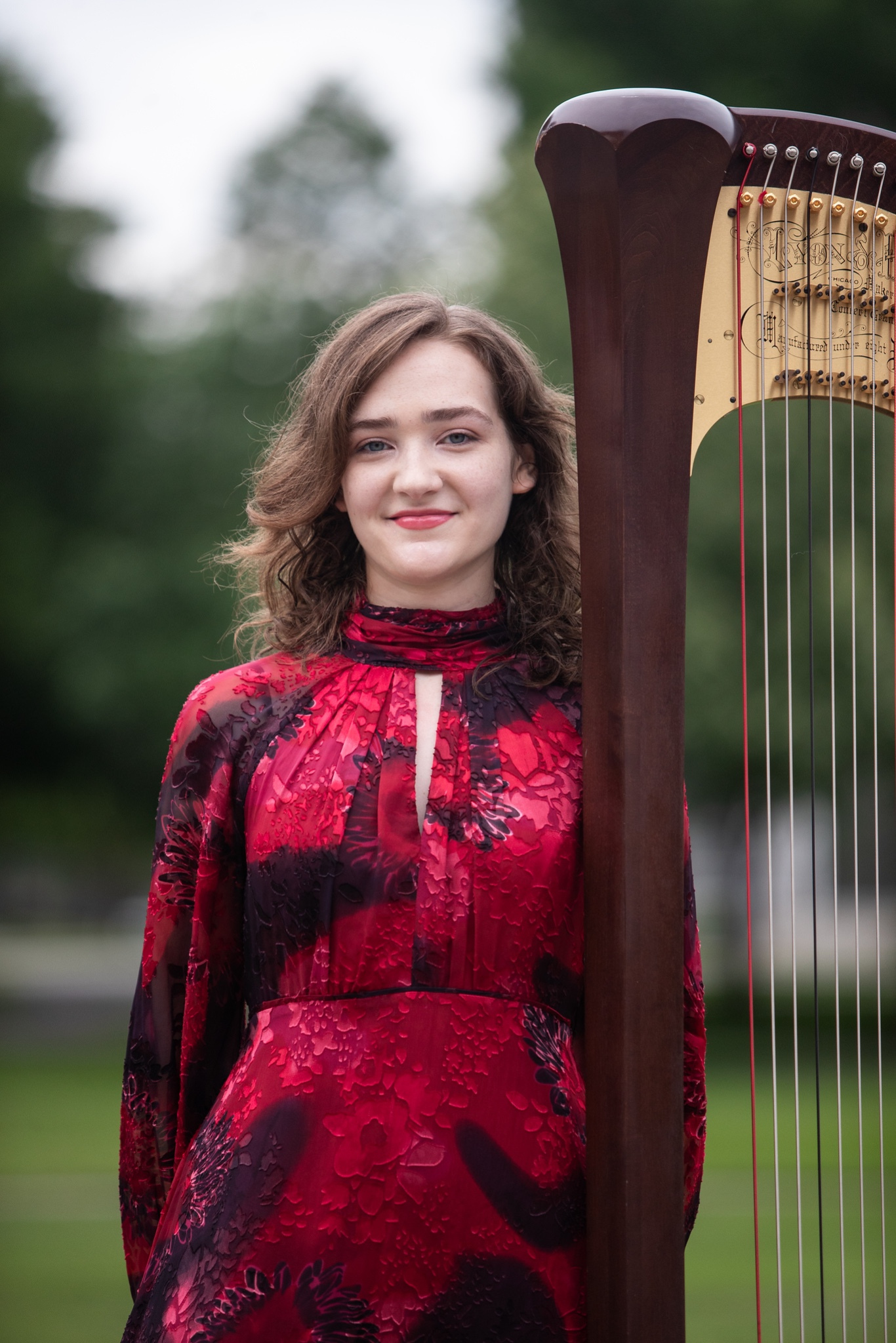 about zora portrait harp